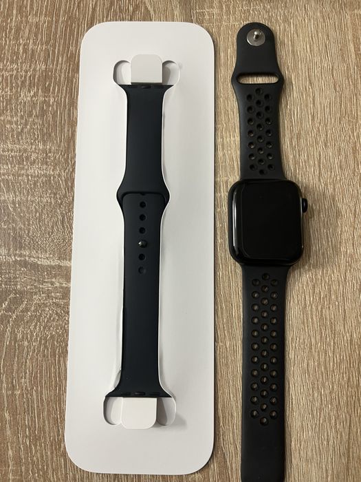 Apple Watch SE 3 GPS 44mm Midnight Aluminium Case with Midnight