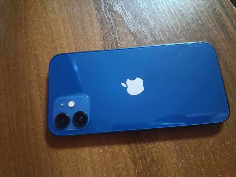 Продам iphone 12 64GB blue neverlok