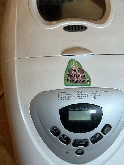 Máquina de Pão CLATRONIC BBA 3505