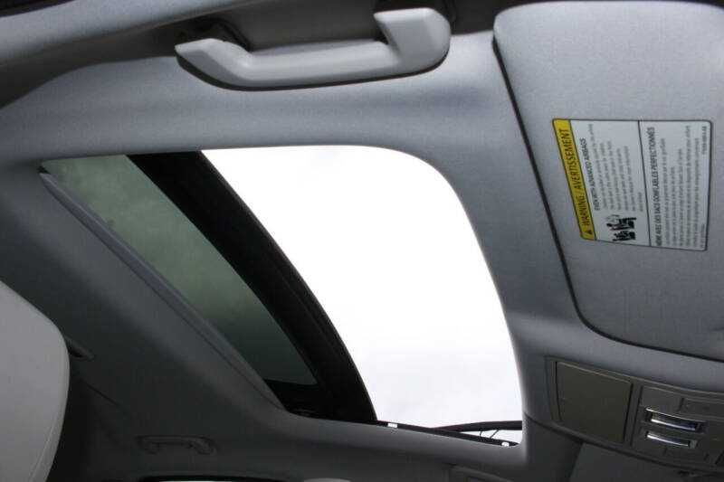 2017 Jaguar XF Premium