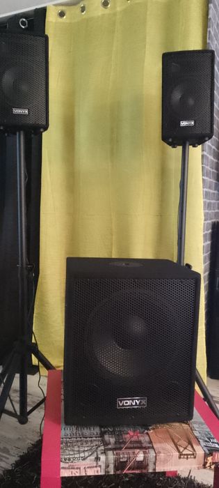 Colunas de som . Santarém