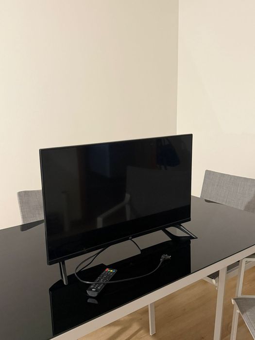 eSmart TV 32 LED HD