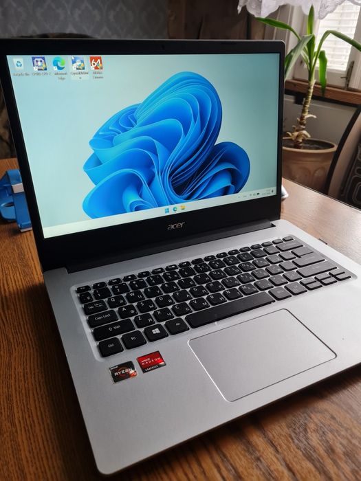 Acer Aspire 3.Ryzen 3 3250u 8/256