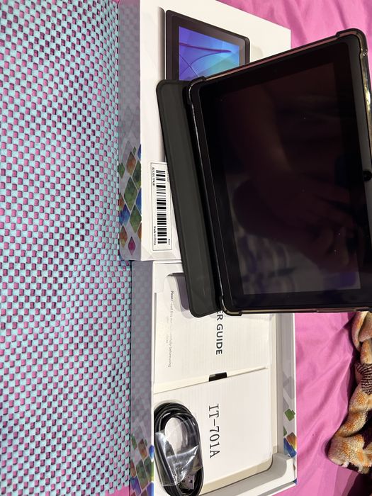 Планшет новый с тему андроид