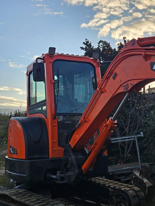 Mini Giratória Doosan DX035z