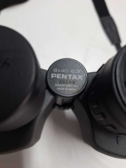 Binóculos Pentax, modelo 8x40,  campo de visão (8,3°), Japão