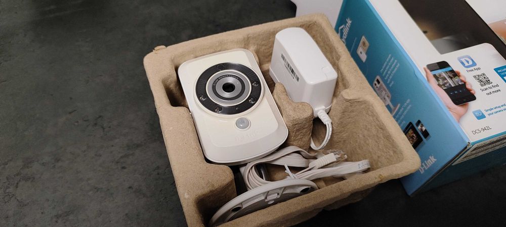 Kamera D-link DCS-942L IP WiFi + karta micro 16GB