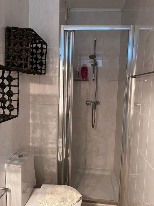 Arrenda-se apartamento T1- Porto