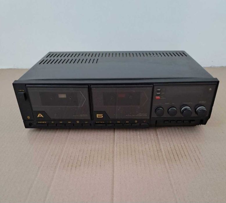 Магнітофон Маяк 242 в чудовому робочому стані