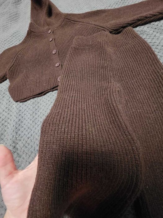 Вязаний теплий костюм коричневий 110р в стилі zara