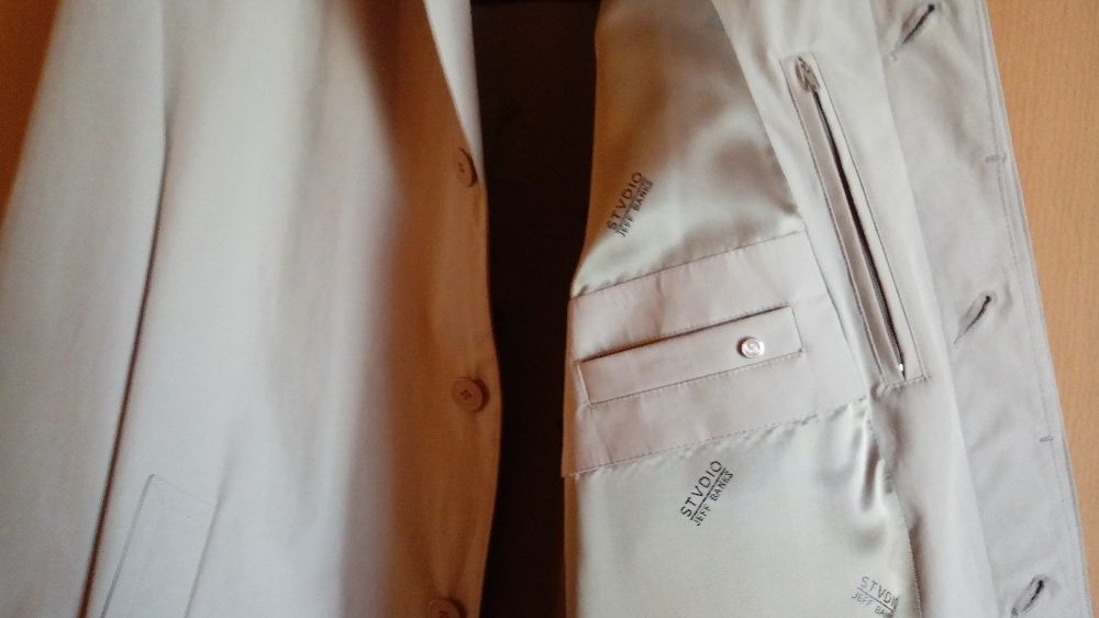 Markowy płaszcz - prochowiec włoski