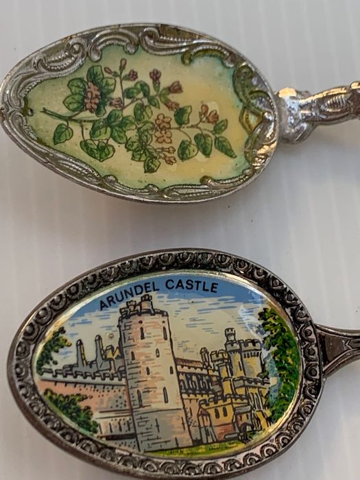 Lindas colheres de coleção ( 14 ) com esmalte , Lembrança , Souvenir