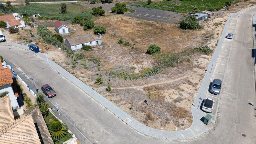 Moradia Isolada T2 com jardim, Carrasqueira, Alcacer do Sal