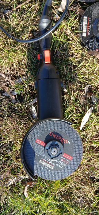 Болгарка GL-125s  мережeва, справна  + диски