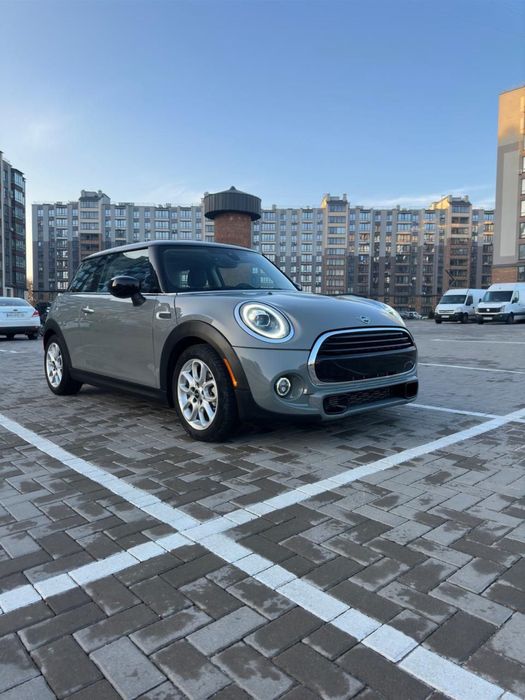 ТЕРМІНОВО продам авто