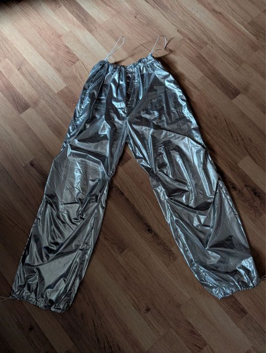 Вінтажі штани у стилі 80-90