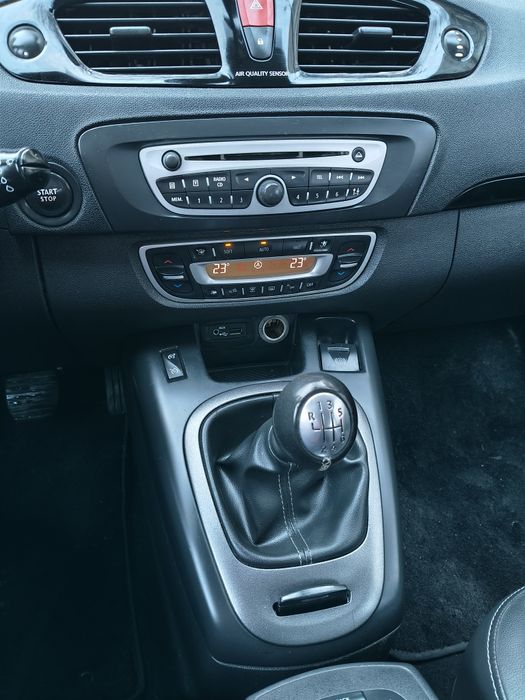 Продам  Renault Grand Scenic 3. Двигун 1.5 дизель 81kwt K9K.