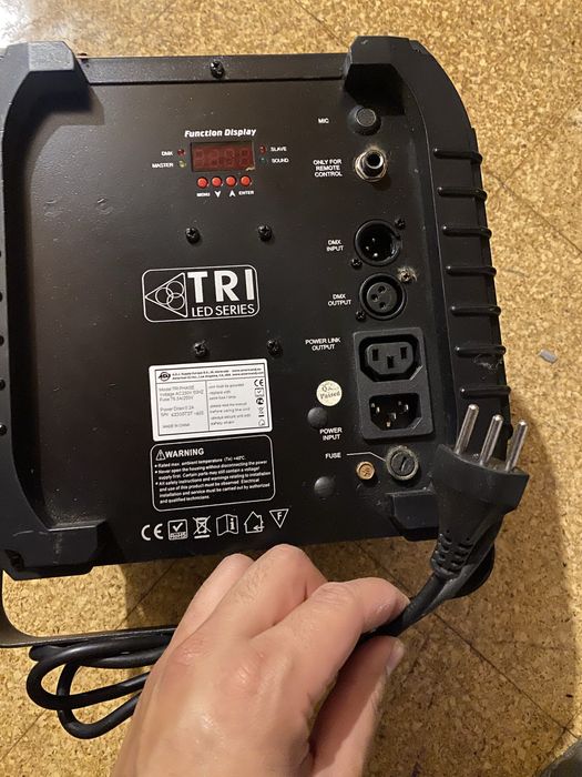 Projetor luz negra, Stinger