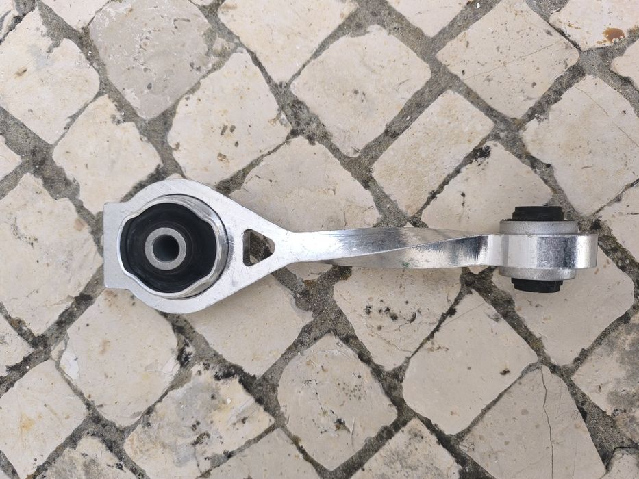Apoio do motor Kangoo