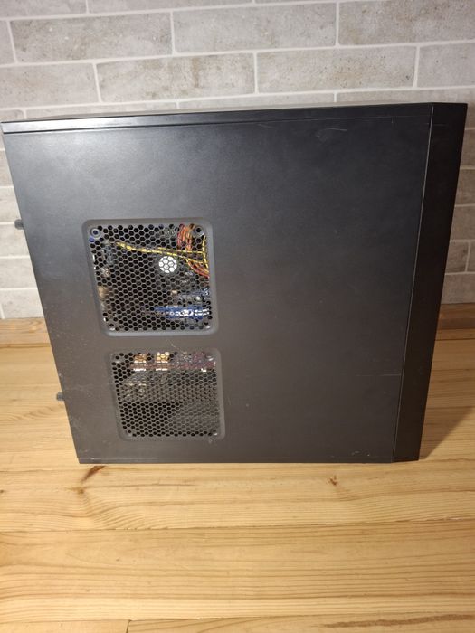 Комп'ютер фірми LOC ціна 3999