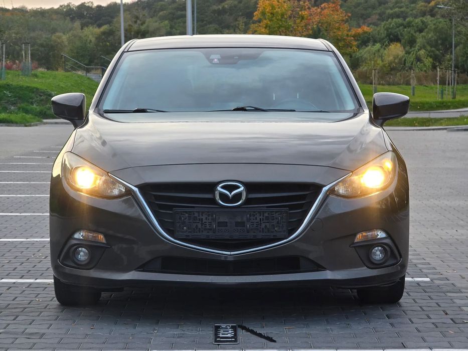 Mazda 3