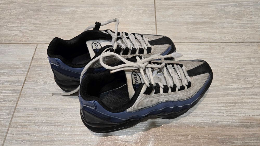 Підліткові кросівки nike airmax 38 розмір