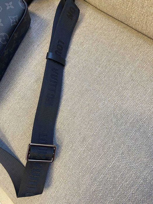 Оригинальная мужская сумка Луи Витон Louis Vuitton б/у