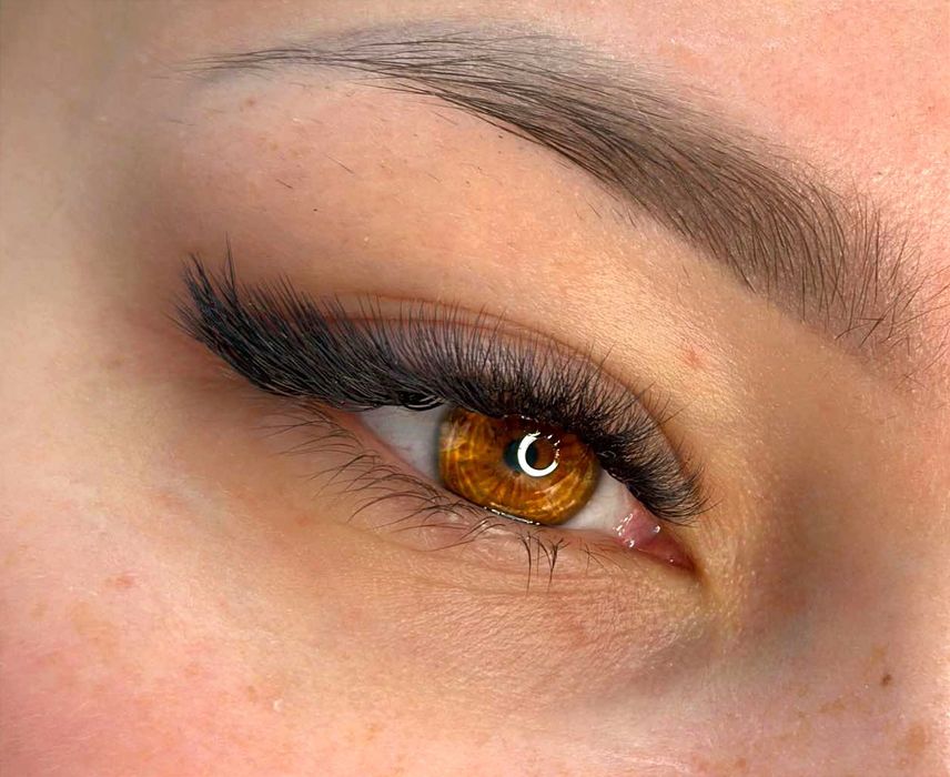 Przedłużanie rzęs, pielęgnacja i kosmetyka twarzy