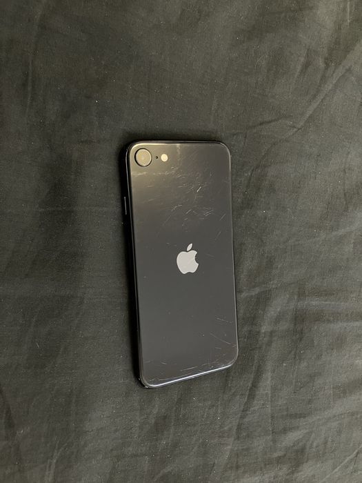 Apple iphone SE 3rd gen 2022 64 gb neverlock акумулятор 85%