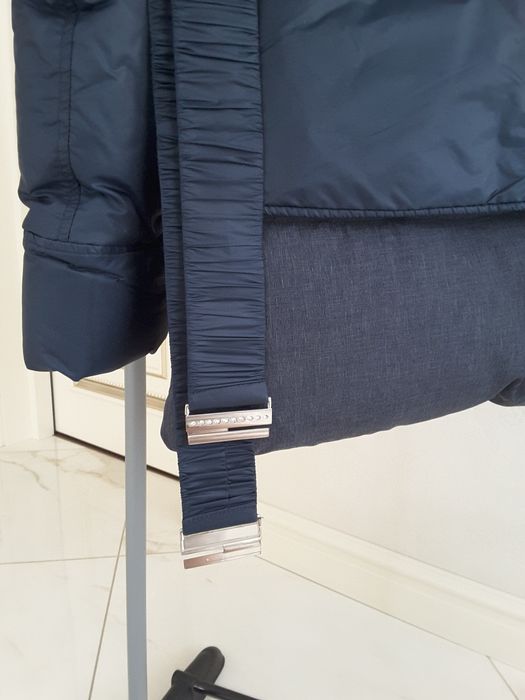 Пуховік дуже теплий Італія для дівчинки  14-15 років