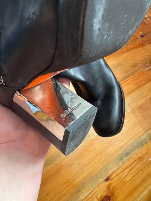 Czarne Skórzane Buty Na Obcasie Grubym/Koturnie Baldinini modne