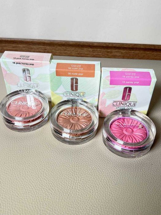 Рум'яна Clinique Cheek Pop Powder