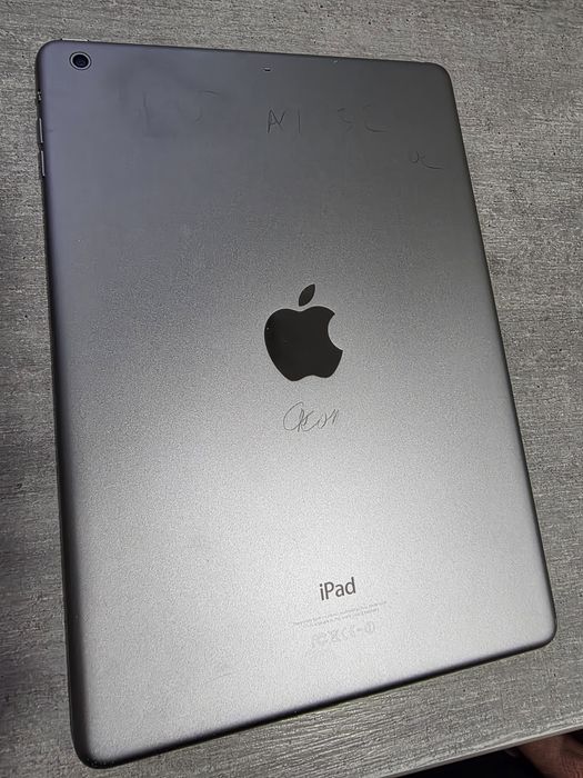 iPad Air 1. 32 гігабайт. Space Grey. Гарантія. З США