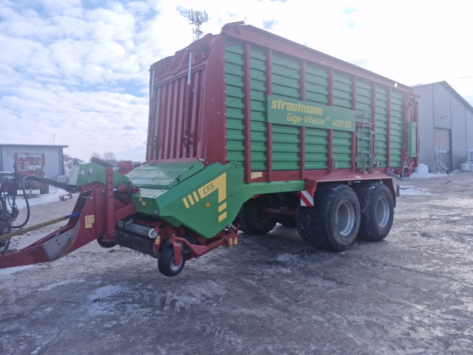 Strautmann giga 4001 do CFS terra