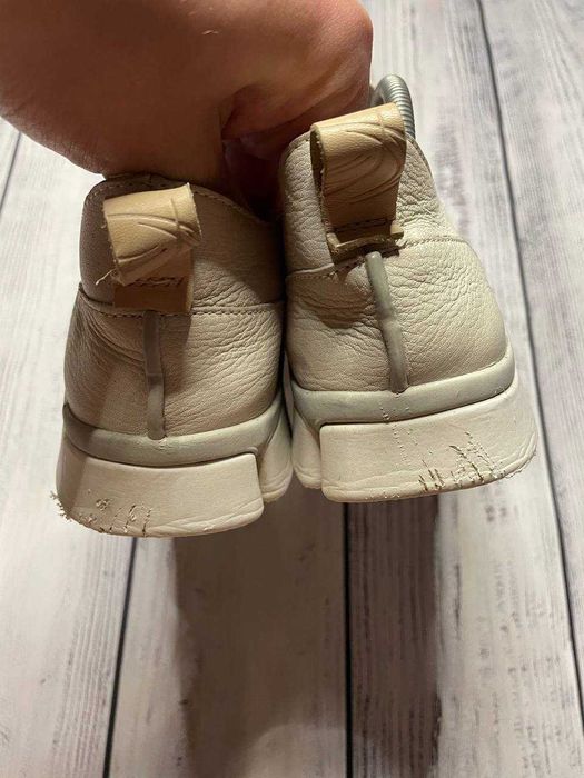 Женские кожаные мокасины Clarks