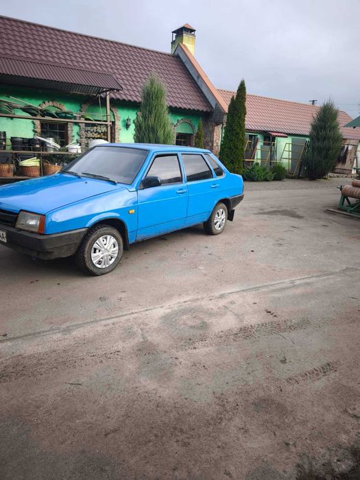 Автомобіль легковий