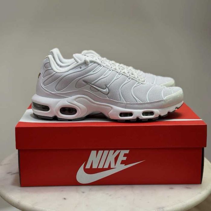 Nike_Air_Max_TN_Plus_White R.36