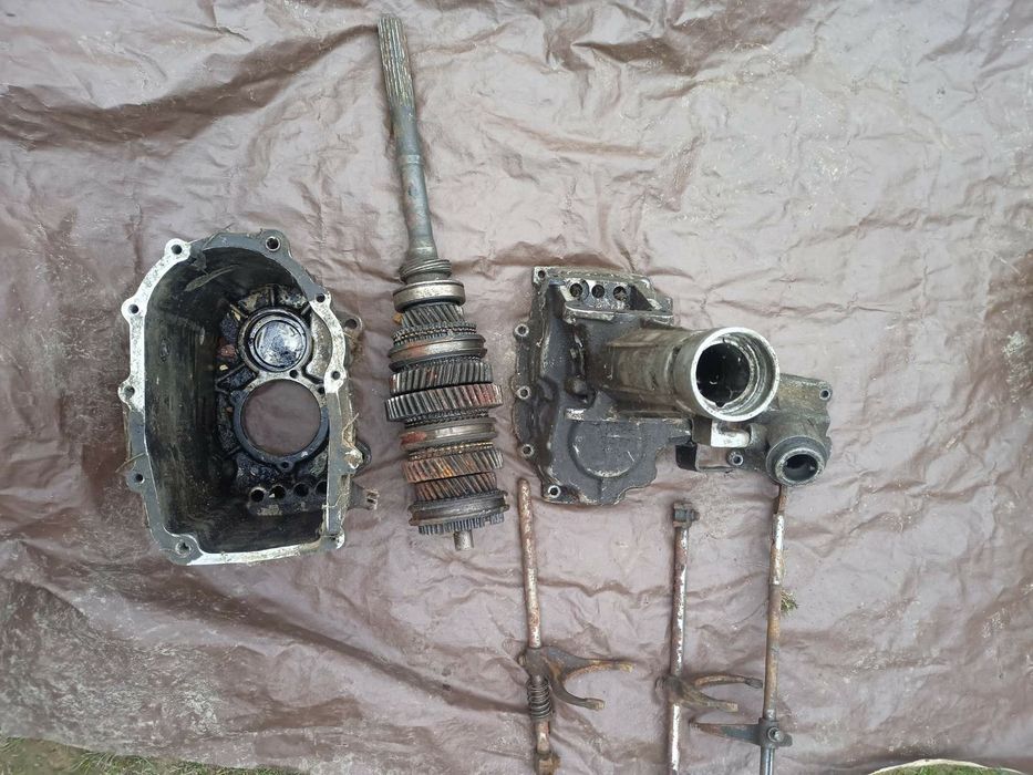 КПК в розібраному вигляді до автомобіля  Волга-Газель