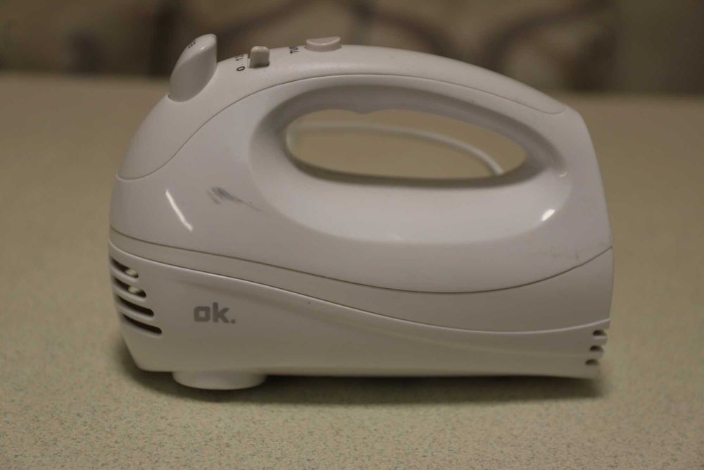 Міксер  OK.Handmixer
