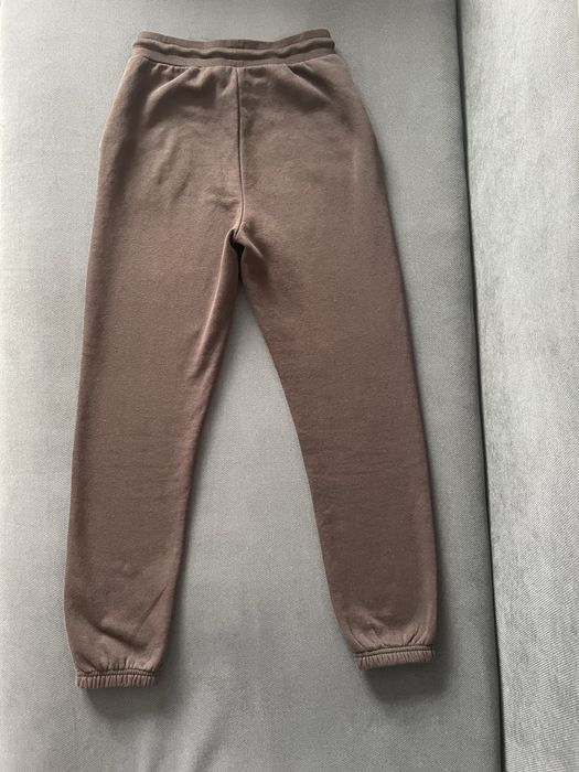 Жіночі спортивні штани. Спортивні штани.