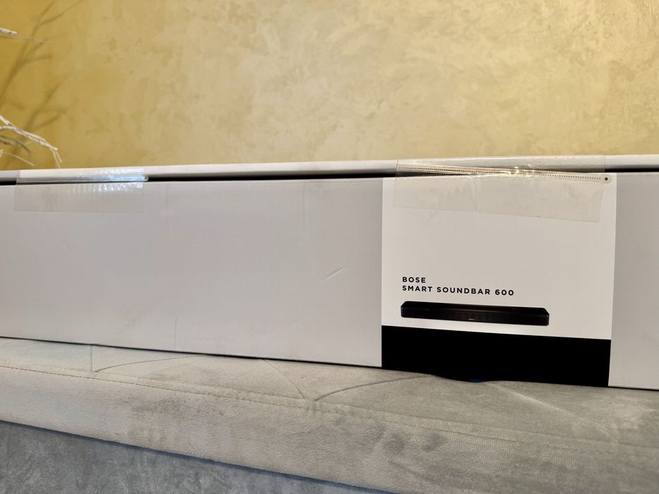 Нова Акустична Колонка Саундбар Bose Smart Soundbar 600 чорна