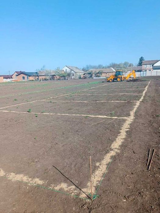 Продається таунхаус з земельною ділянкою 4561