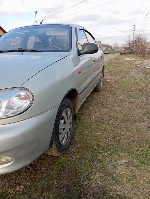 Продается авто ДЭО сенс 2010 г.в