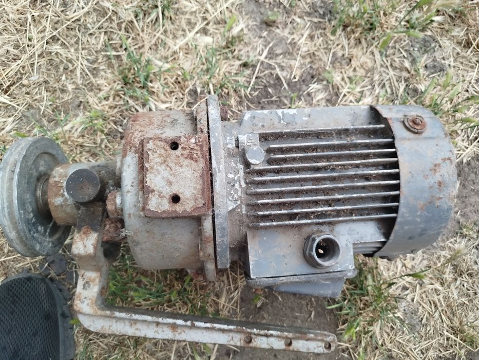 Продам двигун робочий