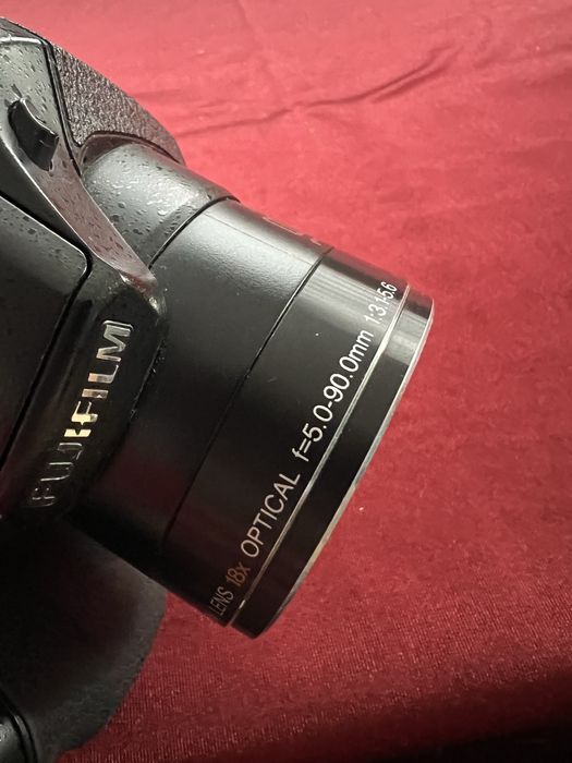 Fujifilm Finepix S2500HD Aparat cyfrowy