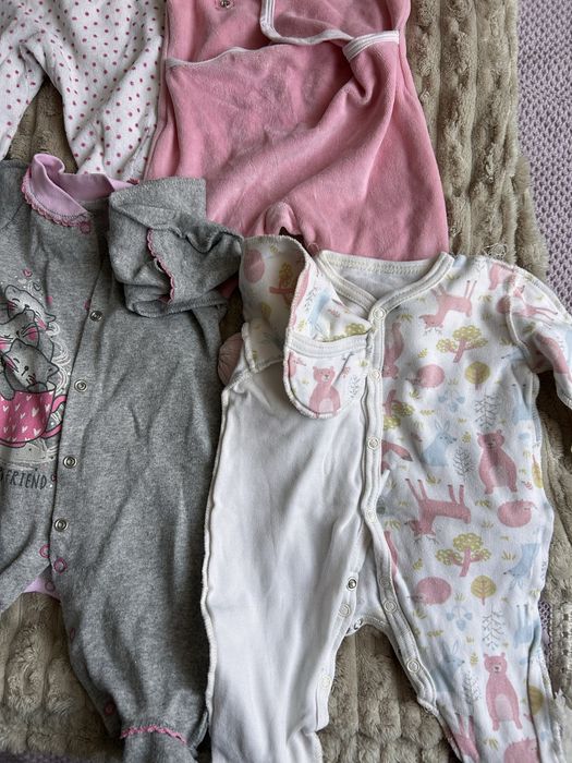 Дитячі речі відам безкоштовно