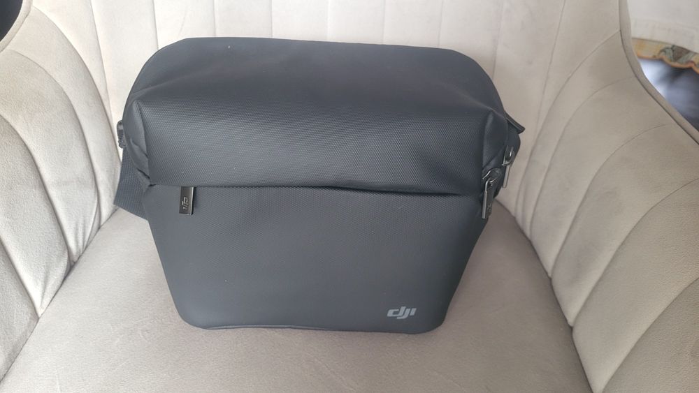 Bolsa Oficial DJI Mini (Fly More Kit) – Como Nova / Sem Marcas de Uso