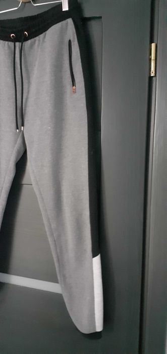 Spodnie dresowe,rozmiar M