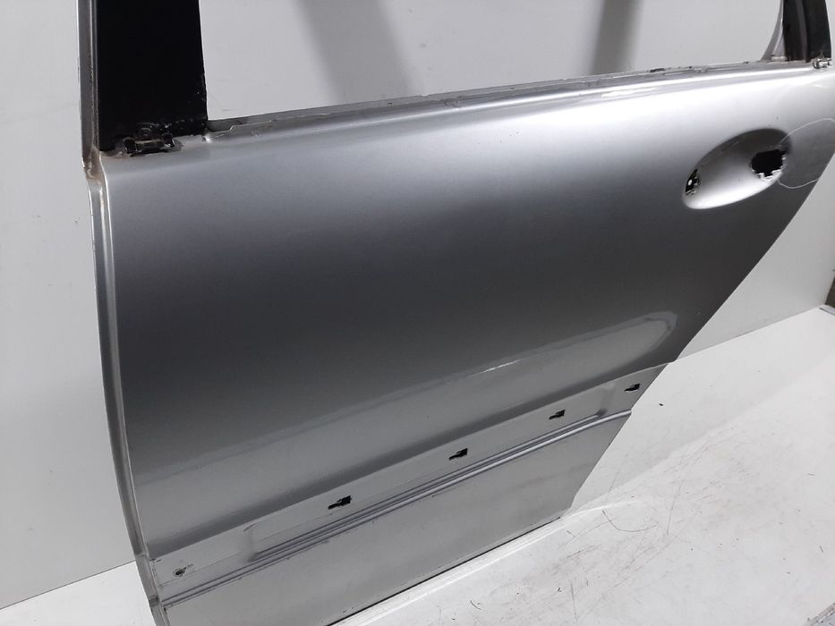 Porta trás esquerda MERCEDES-BENZ Classe C Carrinha (S203)