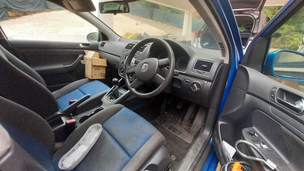 Volkswagen Golf V - Matrícula Inglesa - Ideal para Reino Unido ou Peças